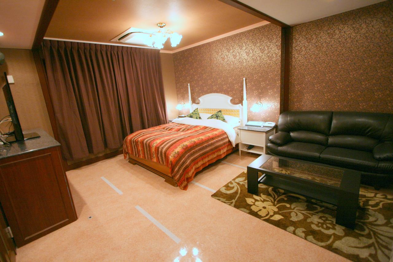 Hotel Sari Resort Takinoyashiro (Adults Only) Kato  Kültér fotó